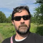Player online review